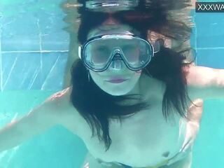 Minnie Manga and Eduard Cum in the Swimming Pool: sex film 72